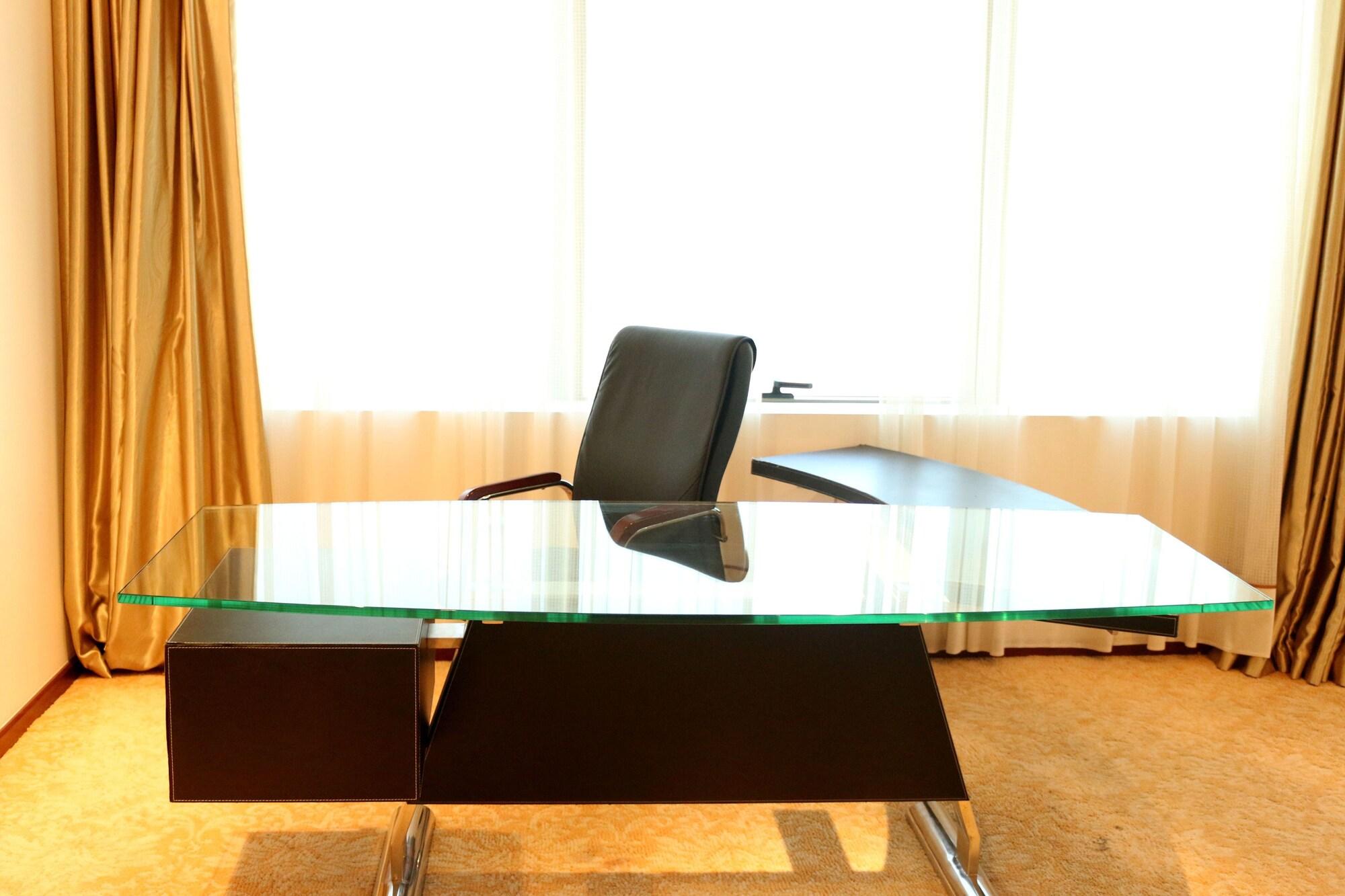 Diva Hotel 4*
